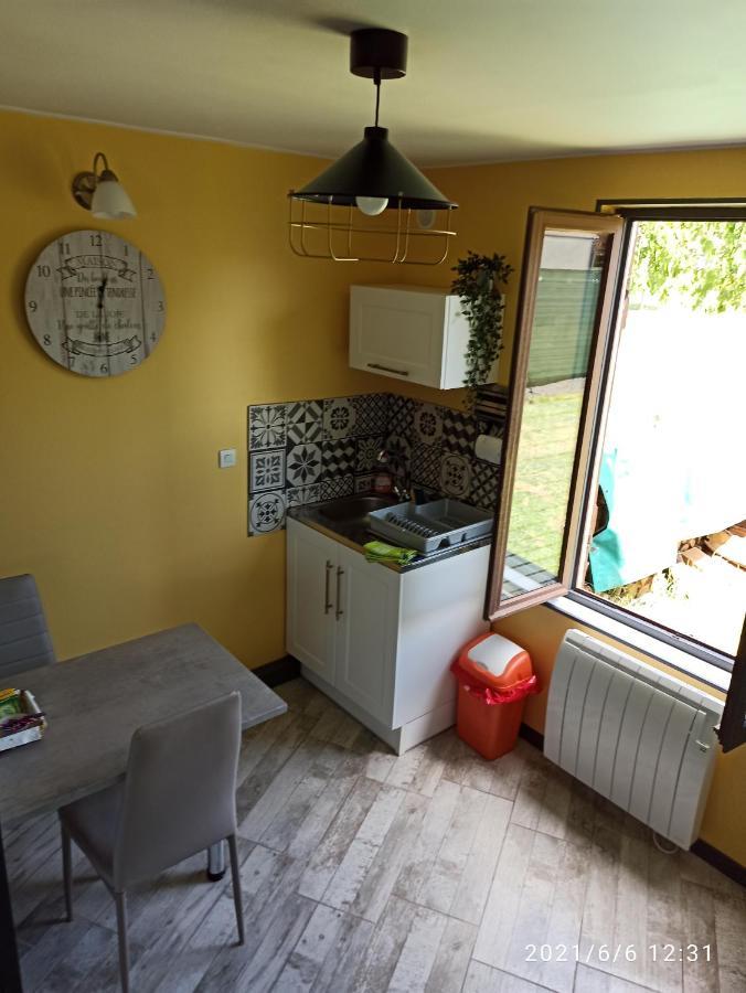 Gasthaus Tranquillite & Independance Au Coeur De La Sologne Lamotte-Beuvron Exterior foto